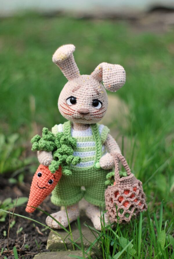 🐰🥕 Spring Bunny Crochet Pattern – Poseable Amigurumi with Clothes & Carrot Accessories🌼🧶